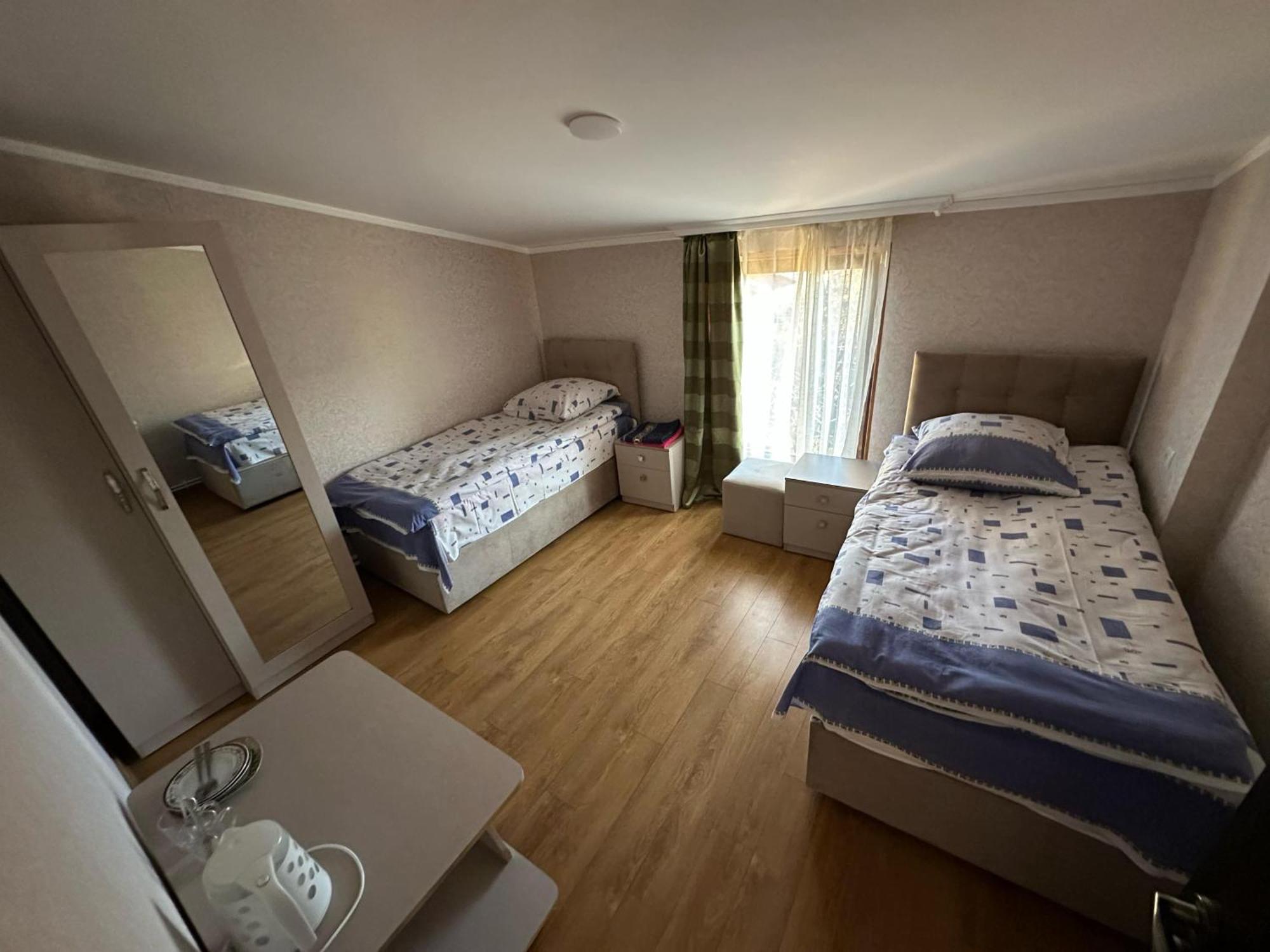 Family Hotel Gori Exterior photo