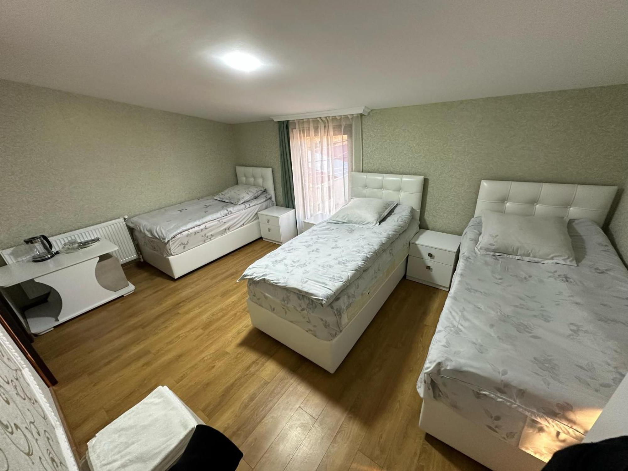 Family Hotel Gori Exterior photo